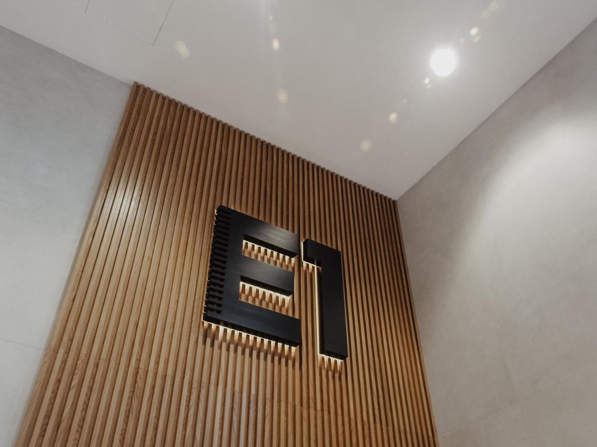 New Luxury Sunrise Oceanview Apartment In Gibraltar Buitenkant foto
