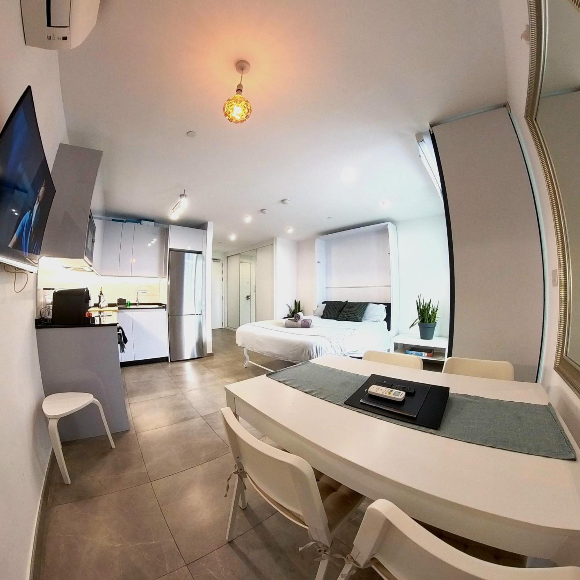 New Luxury Sunrise Oceanview Apartment In Gibraltar Buitenkant foto